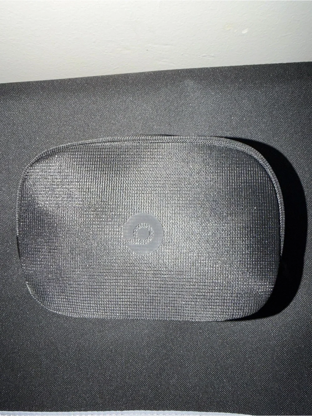 Beats by Dre sandstone has used